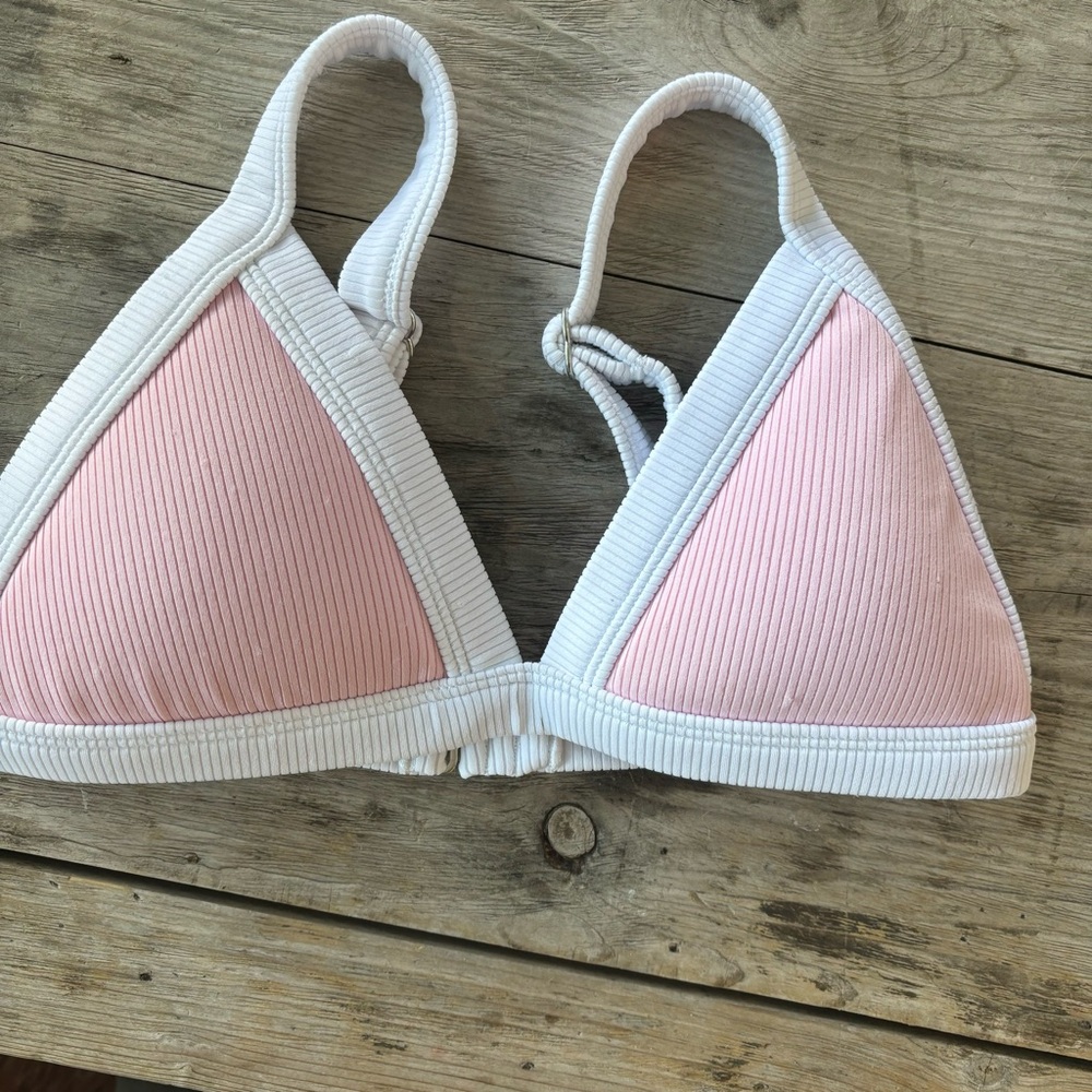 One one Swimwear Kameron Bikini Top. White & Pink. Size Large.